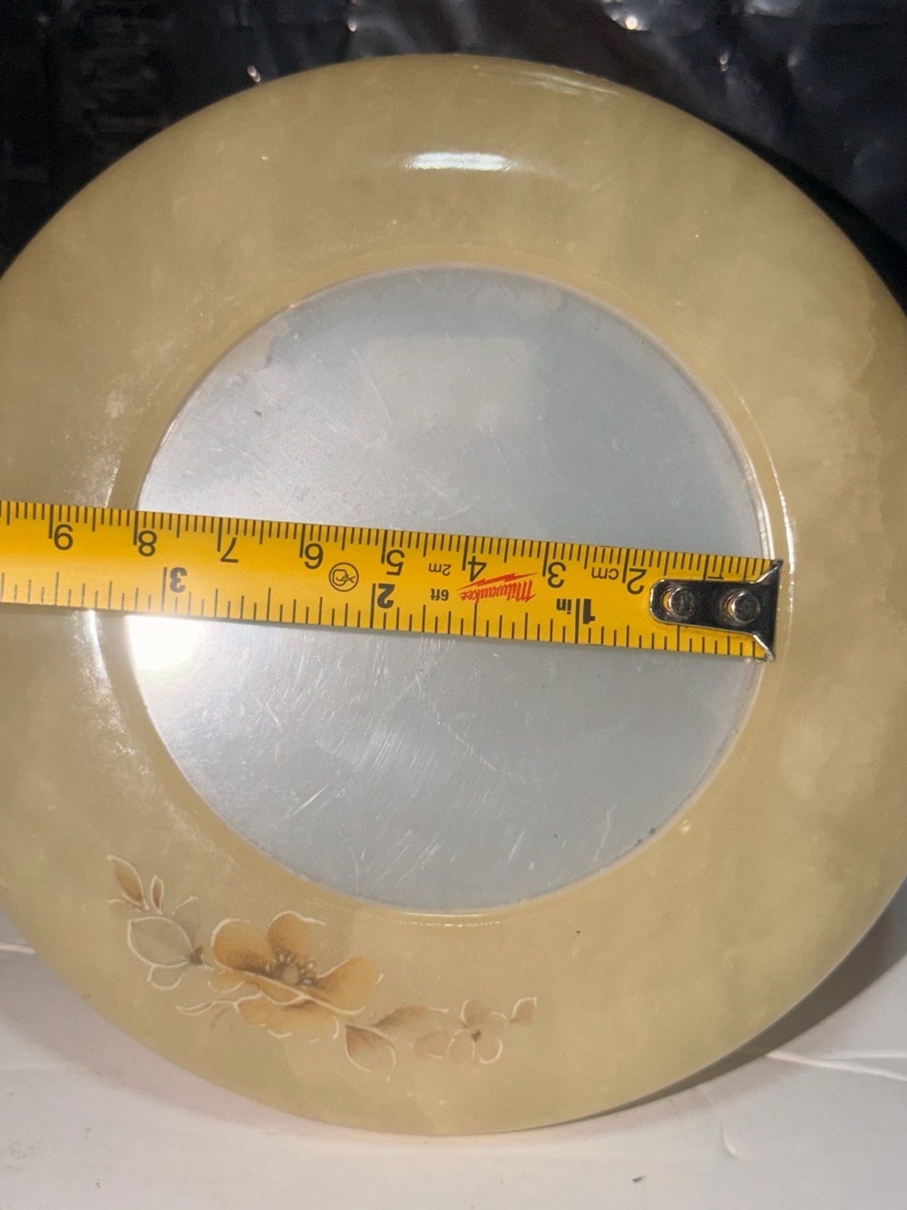 Alabaster Round Picture Frame 5.5” - Picture 3 of 5